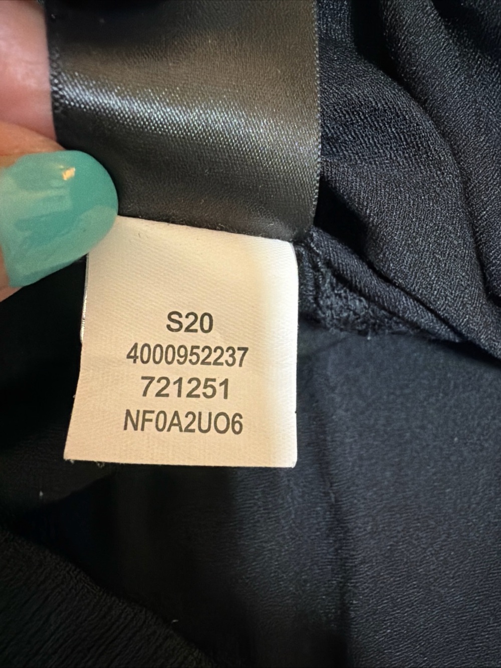 The North Face Women's Small Aphrodite 2.0 Capri Black Hiking Outdoors Cropped - Picture 7 of 10
